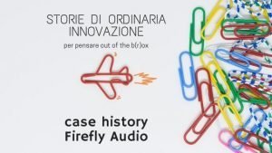 marketing musicale, graffette colorate di cui una a forma di aereo
