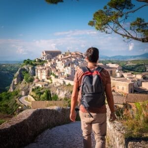 Verso un Nuovo Rinascimento le Aree Interne hub di Innovazione e dialogo_Image 2